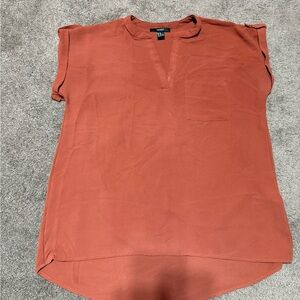 Women's Rust Split-Neck Short Sleeve Top